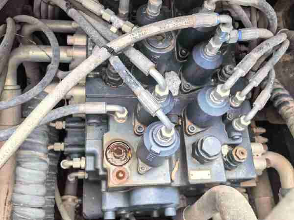 徐工XE490DK履带式挖掘机