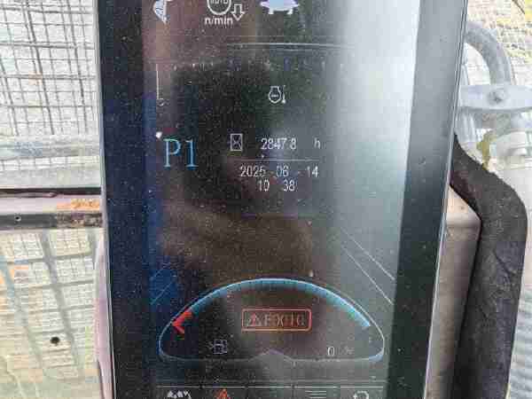 徐工XE490DK履带式挖掘机