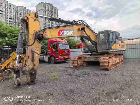 徐工XE490DK履带式挖掘机