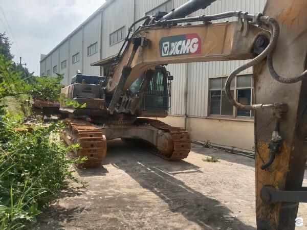 徐工XE490DK履帶式挖掘機