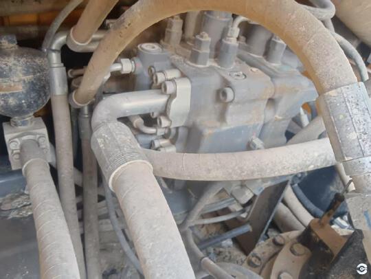 徐工XE335DK履帶式挖掘機(jī)