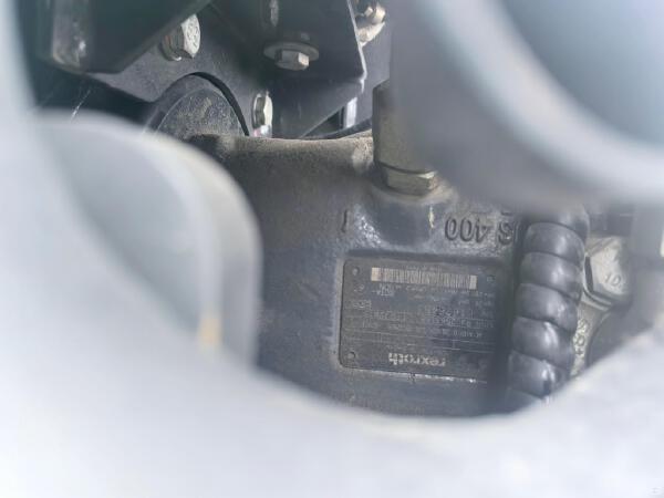 徐工XE17U履帶式挖掘機