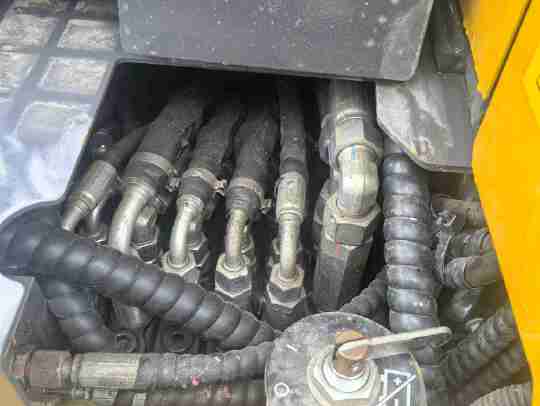 徐工XE17U履帶式挖掘機