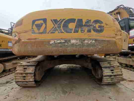 徐工XE270DK履帶式挖掘機