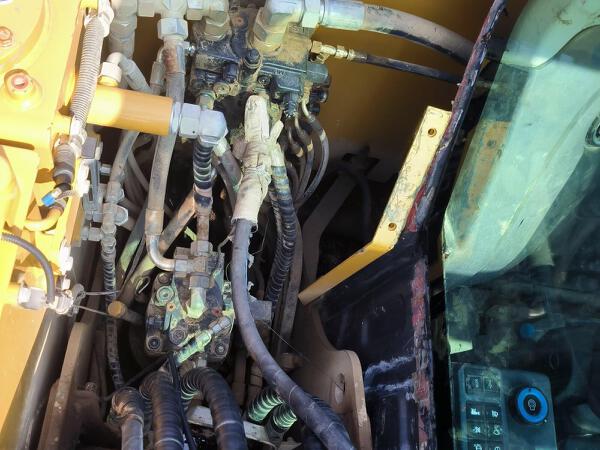 徐工XE75G履帶式挖掘機