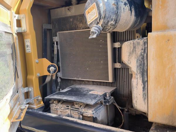 徐工XE75G履帶式挖掘機