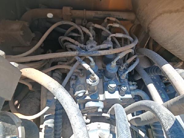 徐工XE490D履带式挖掘机