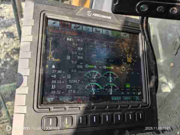 徐工XR240E旋挖鉆機(jī)