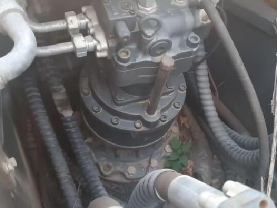 徐工XE270DK履帶式挖掘機(jī)