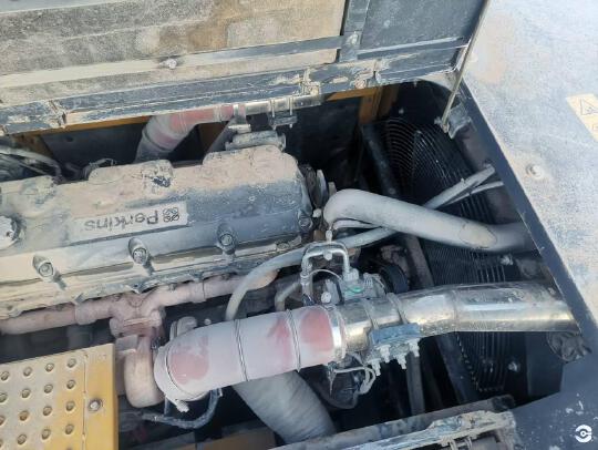 徐工XE550DK履帶式挖掘機