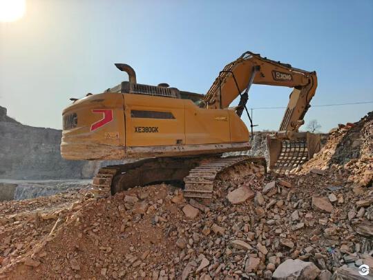 徐工XE380GK履帶式挖掘機
