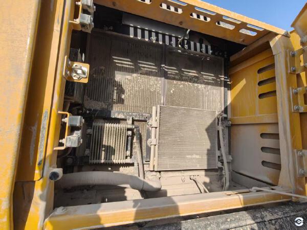 徐工XE380GK履帶式挖掘機