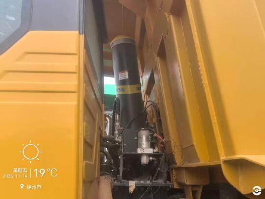 徐工XDR80TA-AT三桥刚性矿车