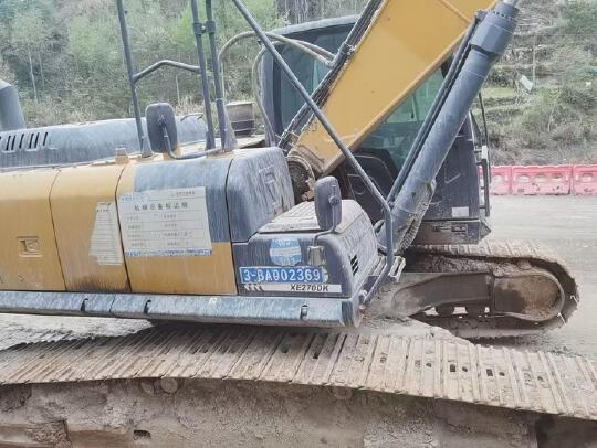 徐工XE270DK履帶式挖掘機(jī)