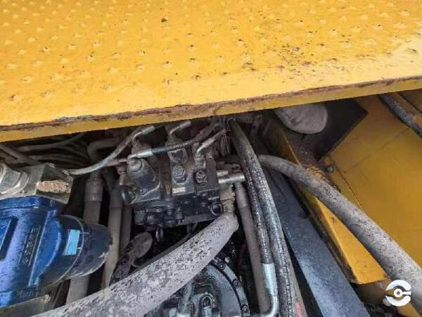 徐工XE380GK履帶式挖掘機