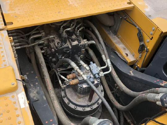 徐工XE380GK履帶式挖掘機