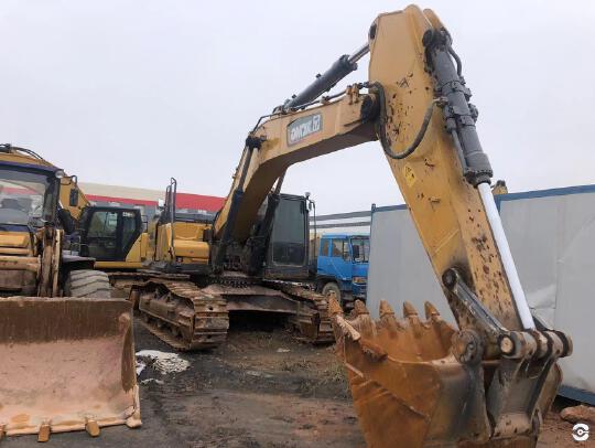 徐工XE380GK履帶式挖掘機