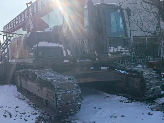 徐工XE335DK履帶式挖掘機