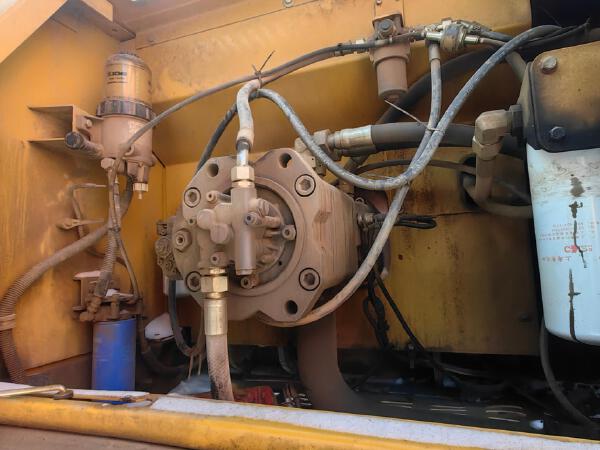 徐工XE335DK履帶式挖掘機