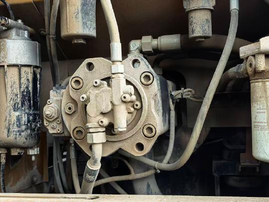 徐工XE200DA履帶式挖掘機(jī)