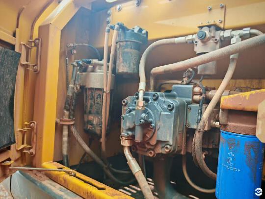 徐工XE200DA履帶式挖掘機(jī)