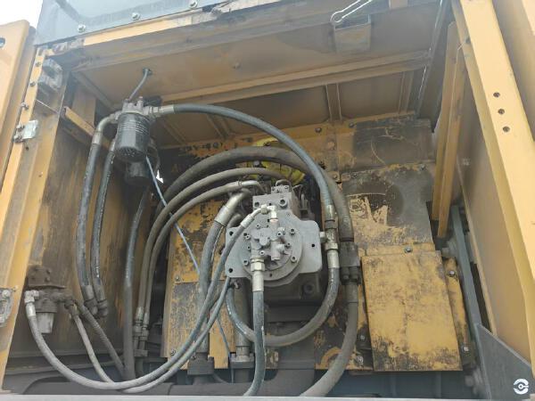 徐工XE690DK履带式挖掘机