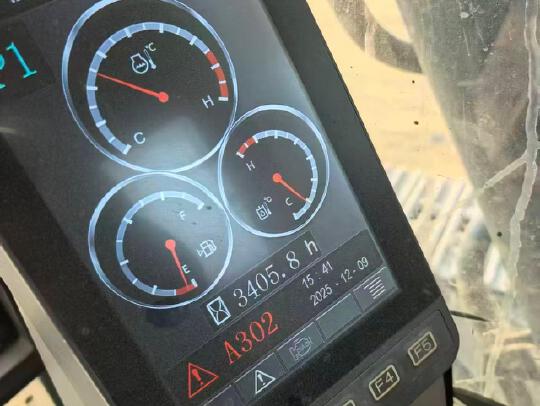 徐工XE200DA履帶式挖掘機