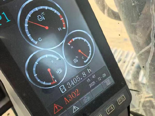 徐工XE200DA履帶式挖掘機