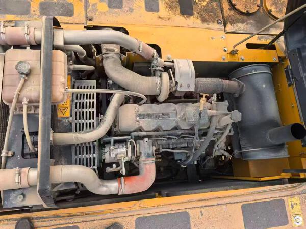 徐工XE200DA履帶式挖掘機