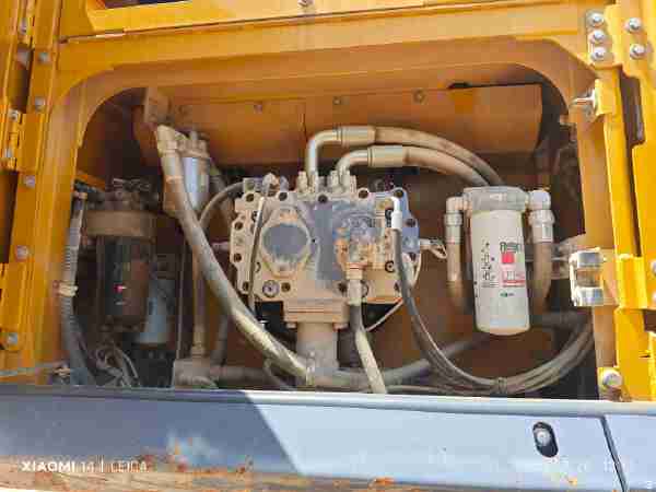 徐工XE600DKMAX履帶式挖掘機