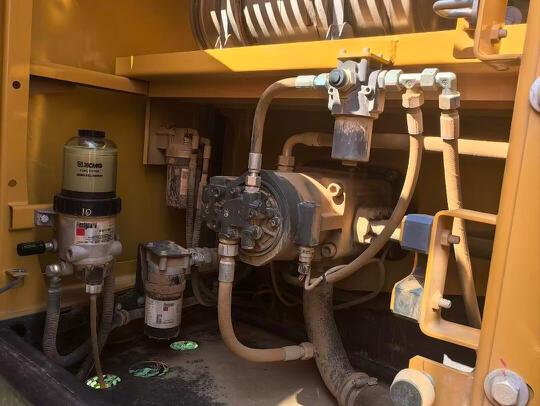 徐工XE200GA履带式挖掘机