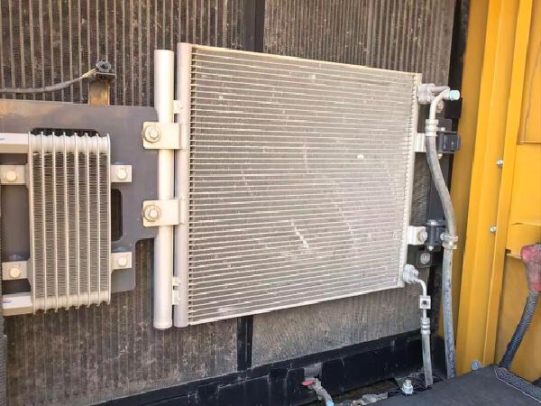 徐工XE200GA履带式挖掘机