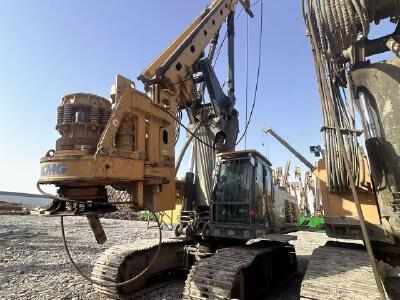 徐工XR240E旋挖鉆機