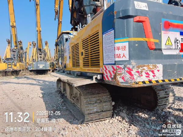 徐工XR240E旋挖鉆機(jī)