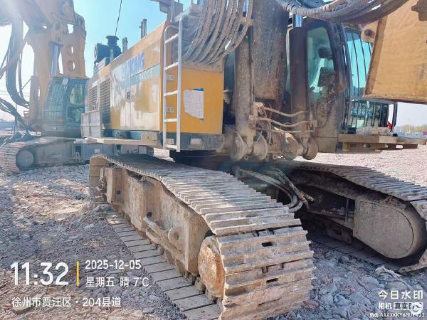 徐工XR240E旋挖鉆機(jī)