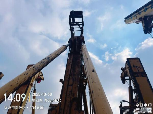 徐工XR320D旋挖鉆機