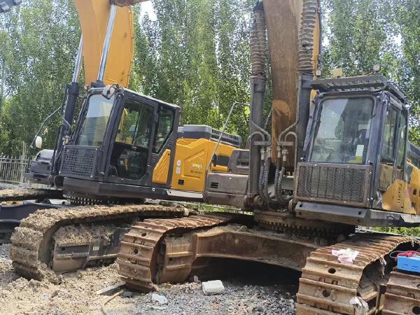 徐工XE550DK履帶式挖掘機