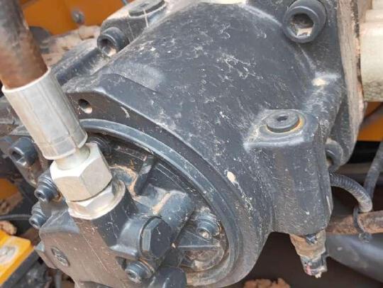 徐工XE245GH履带式挖掘机