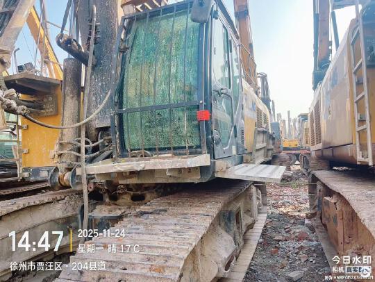 徐工XR240E旋挖鉆機