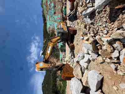 徐工XE400DK履帶式挖掘機