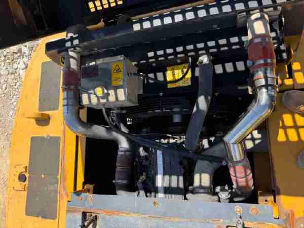 徐工XE400DK履帶式挖掘機