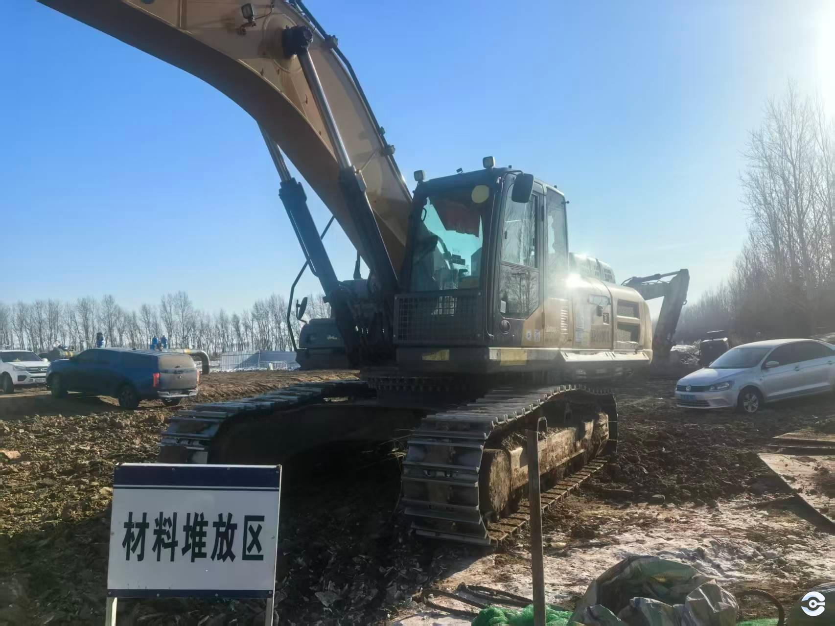 徐工XE380DK履带式挖掘机