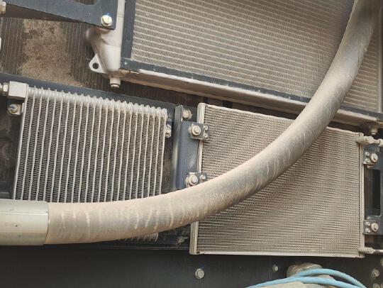 徐工XE490DK履帶式挖掘機