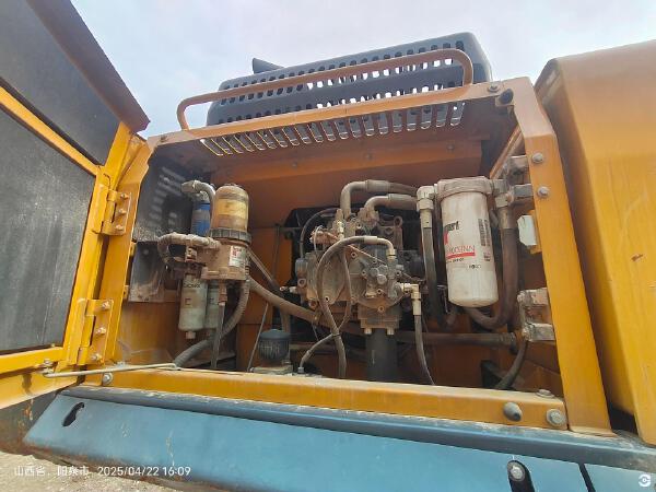 徐工XE490DK履帶式挖掘機