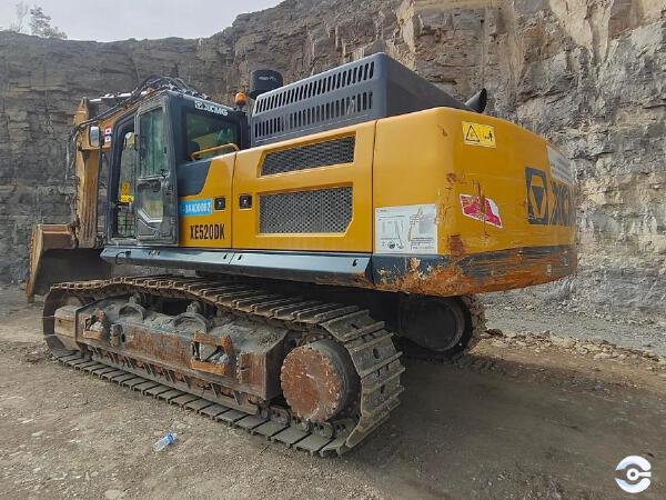 徐工XE490DK履帶式挖掘機