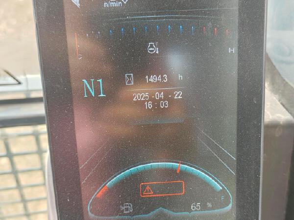 徐工XE490DK履帶式挖掘機