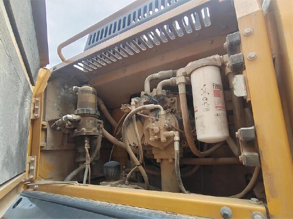 徐工XE490DK履带式挖掘机