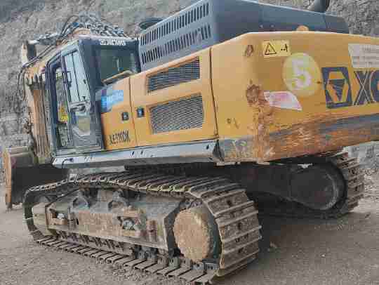 徐工XE490DK履带式挖掘机