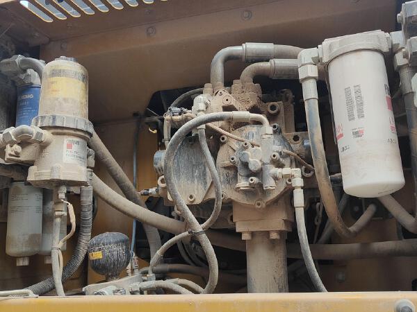 徐工XE490DK履带式挖掘机