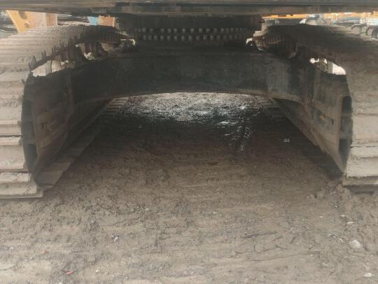 徐工XE550DK履帶式挖掘機